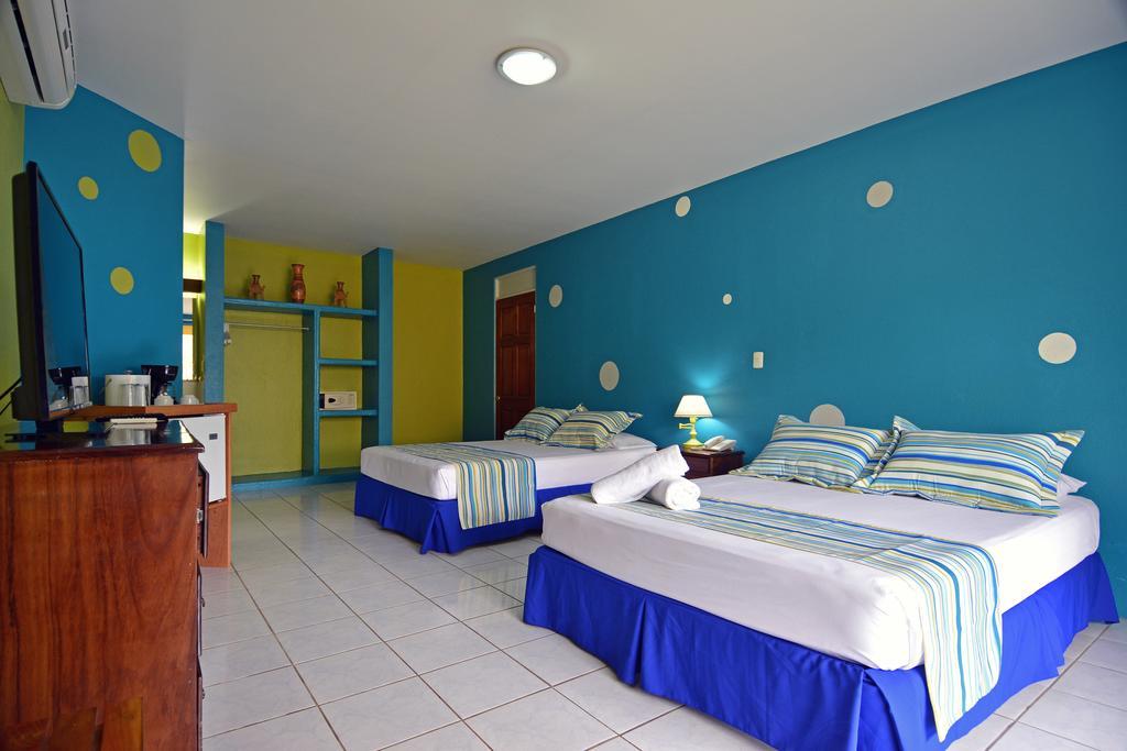 كاريلو Hotel Guanamar المظهر الخارجي الصورة